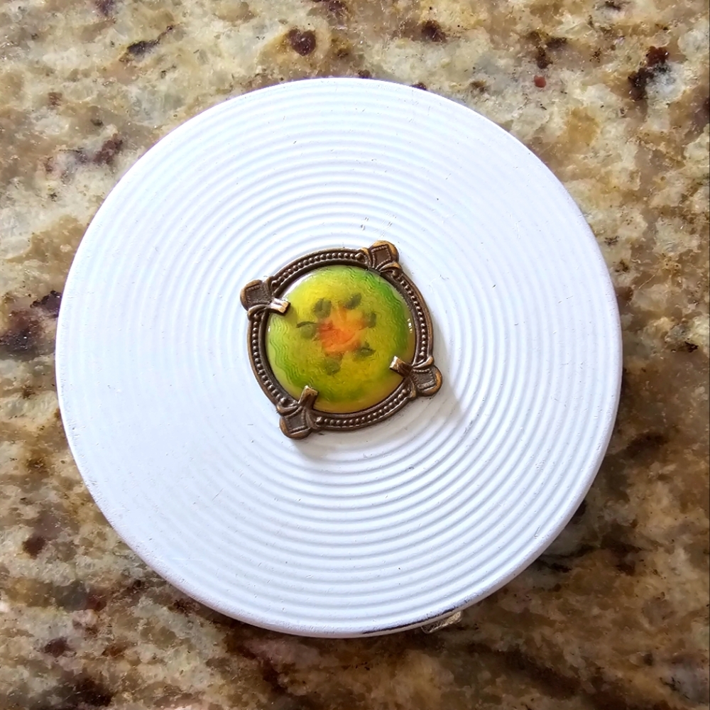 Retro Compact mirror